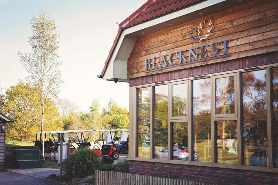 Blacknest Golf And Country Club Alton  Dış mekan fotoğraf