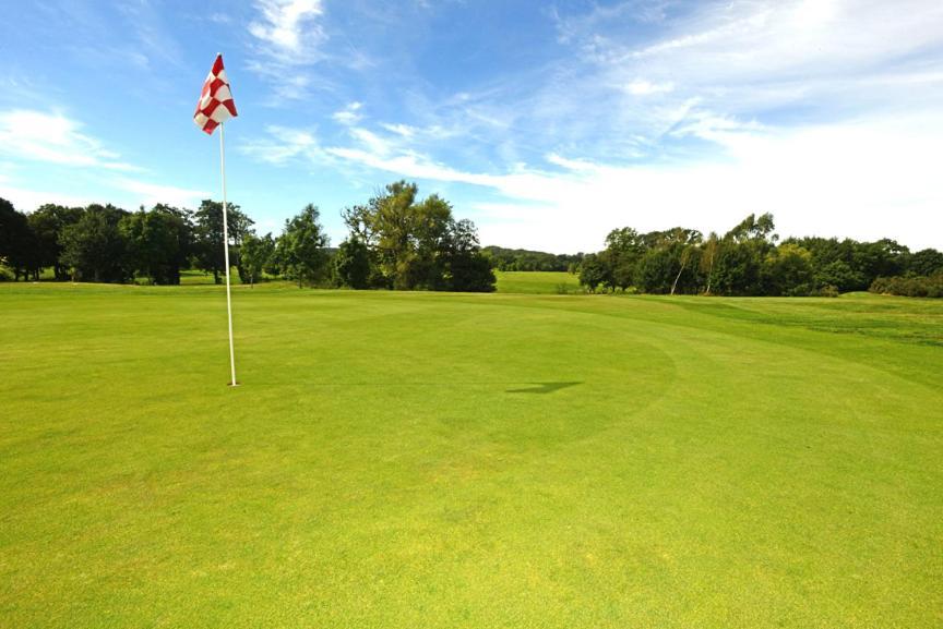 Blacknest Golf And Country Club Alton  Dış mekan fotoğraf